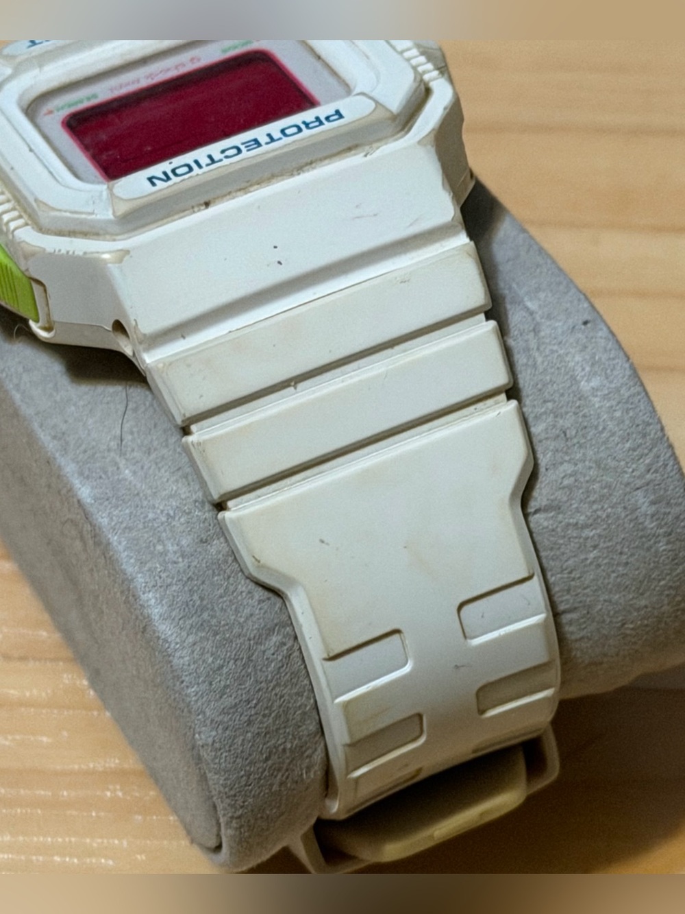 Casio G-Shock Mini GMN-550-7D Pink & White Square Women's Digital Watch GMN 550 - Picture 7 of 12